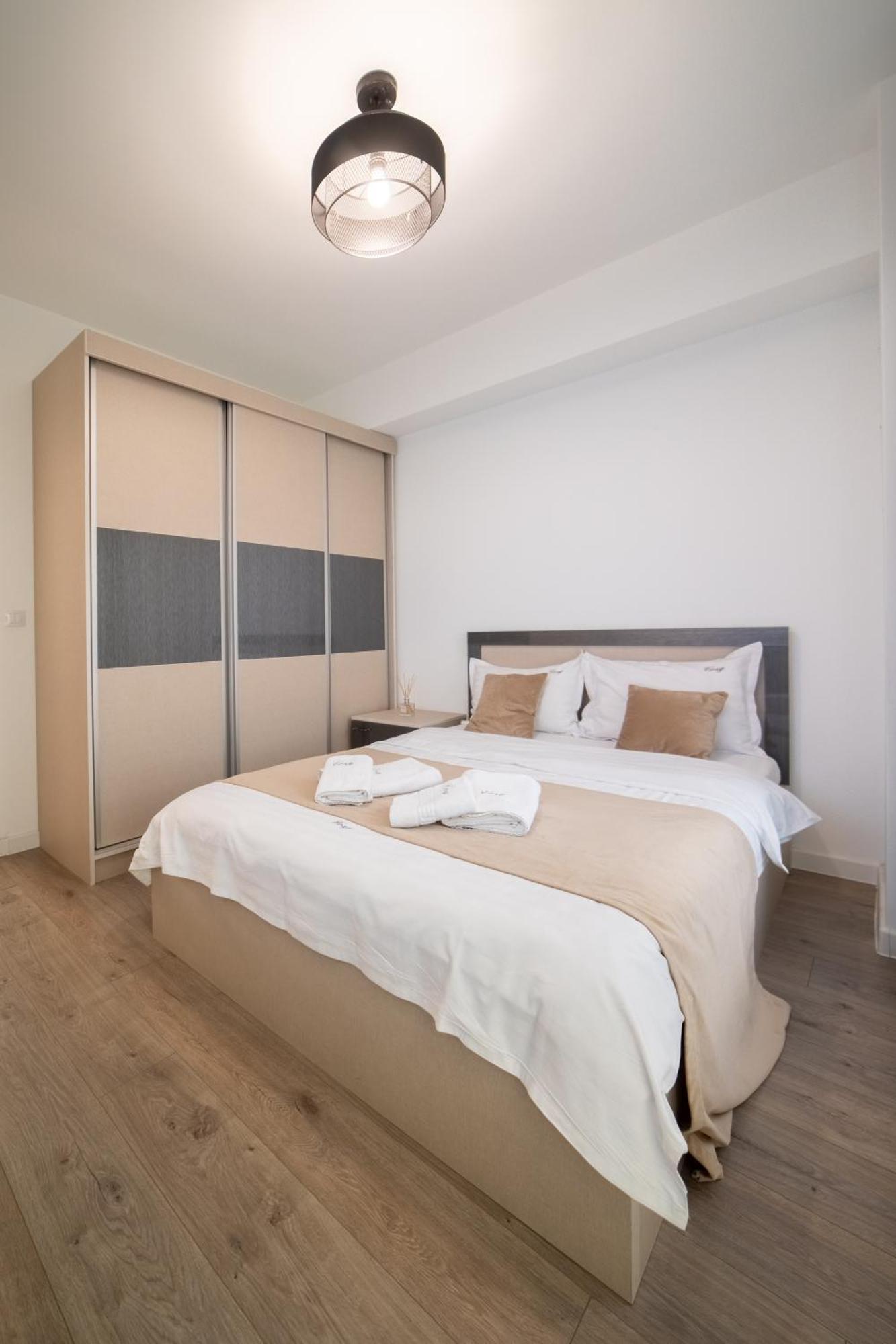 Palace Of Culture Dream Apartments And Studios Iasi Exterior photo